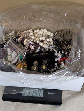 3 Lb Jewelry Treasure Hunt! Vintage And Modern! Boho Glam!
